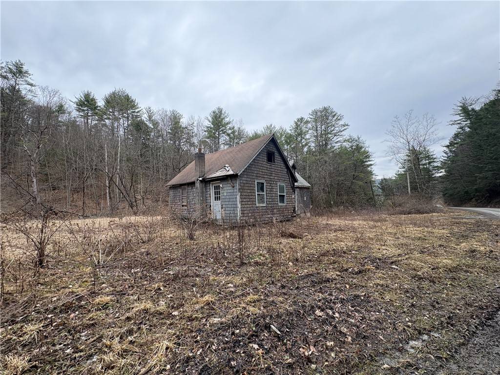 Lindley, NY 14858,9495 Morgan Creek RD #A