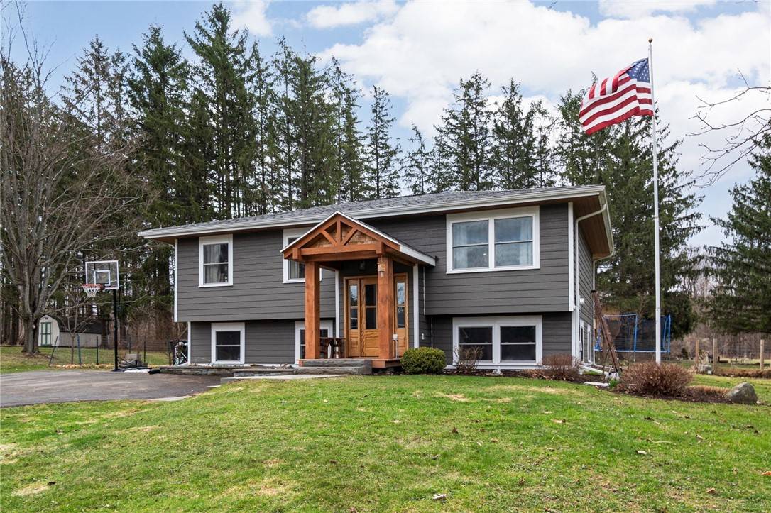 40 Lee RD, Dryden, NY 13053