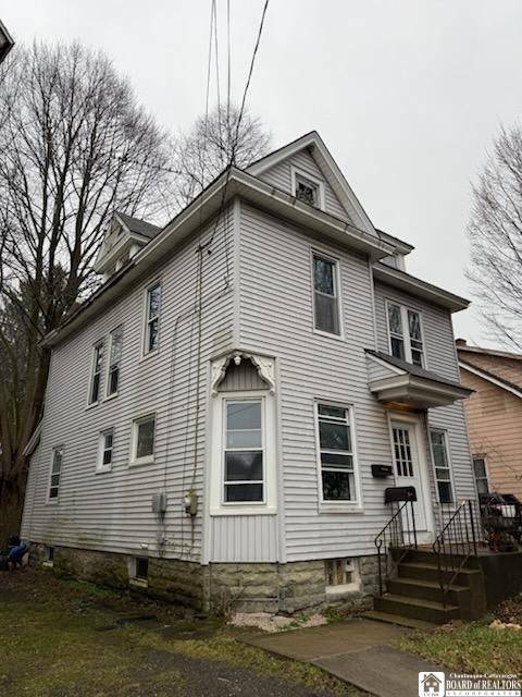 Jamestown, NY 14701,229 Forest AVE
