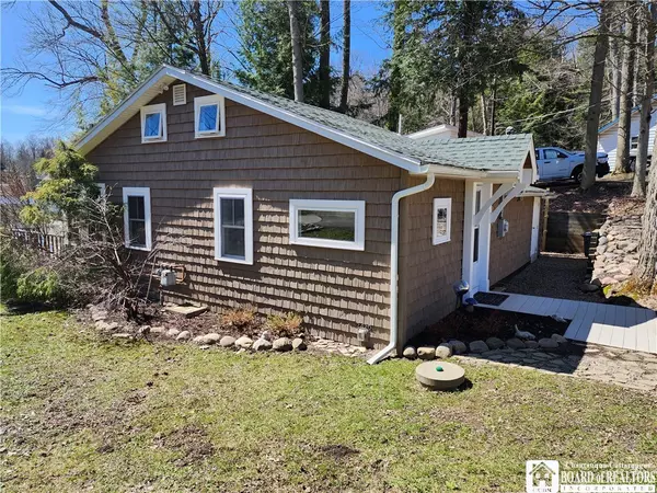 Findley Lake, NY 14736,2420 Shadyside RD
