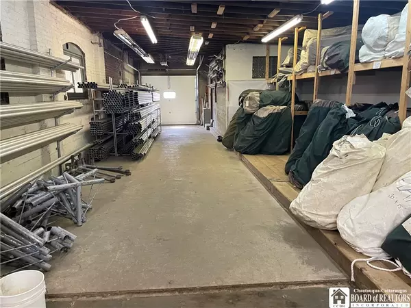 Jamestown, NY 14701,289 Steele ST