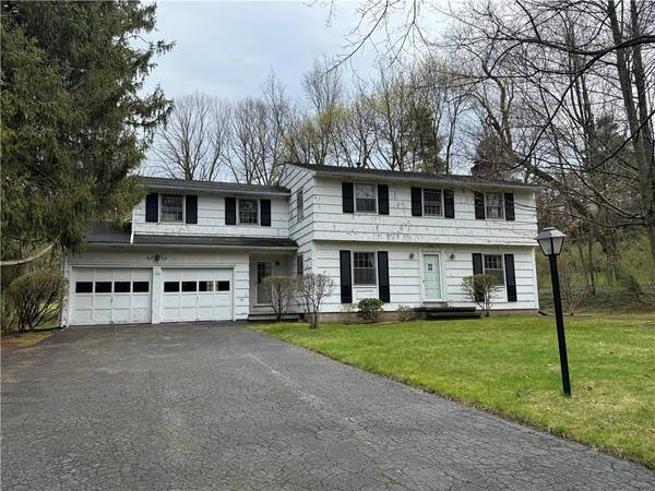 Pittsford, NY 14534,136 S Main ST