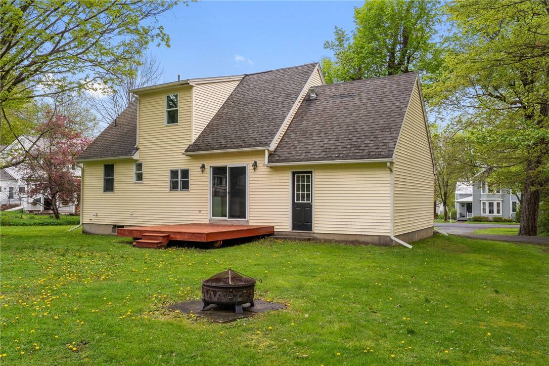 Trumansburg, NY 14886,4 Whig ST