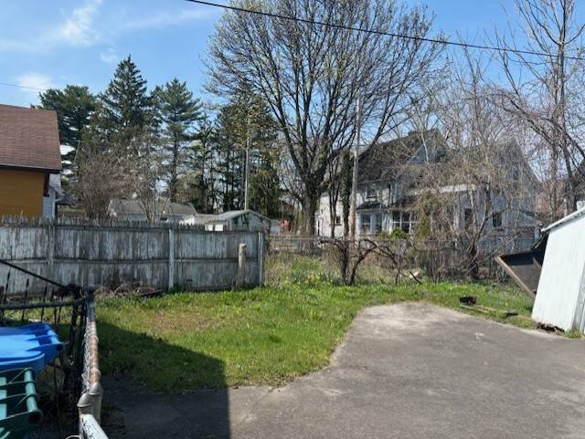 Rochester, NY 14609,1072 Atlantic AVE