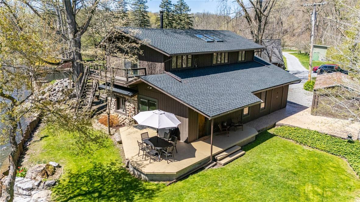 Le Roy, NY 14482,8116 Oatka TRL