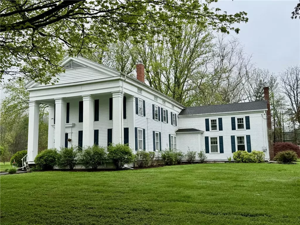 Elmira, NY 14905,77 Hendy Creek RD