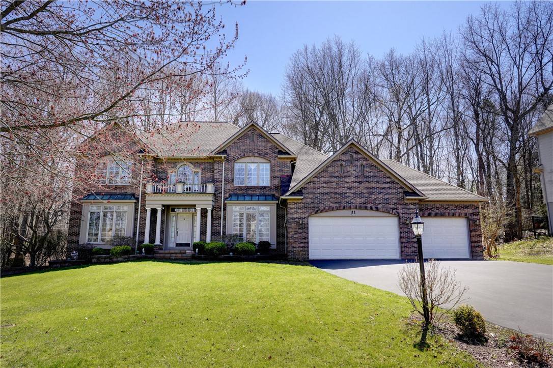11 Brigden LN, Pittsford, NY 14534
