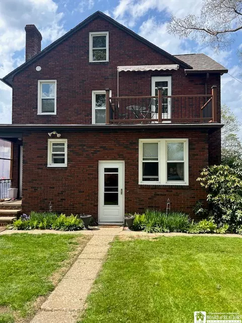 4 Brewer PL, Westfield, NY 14787