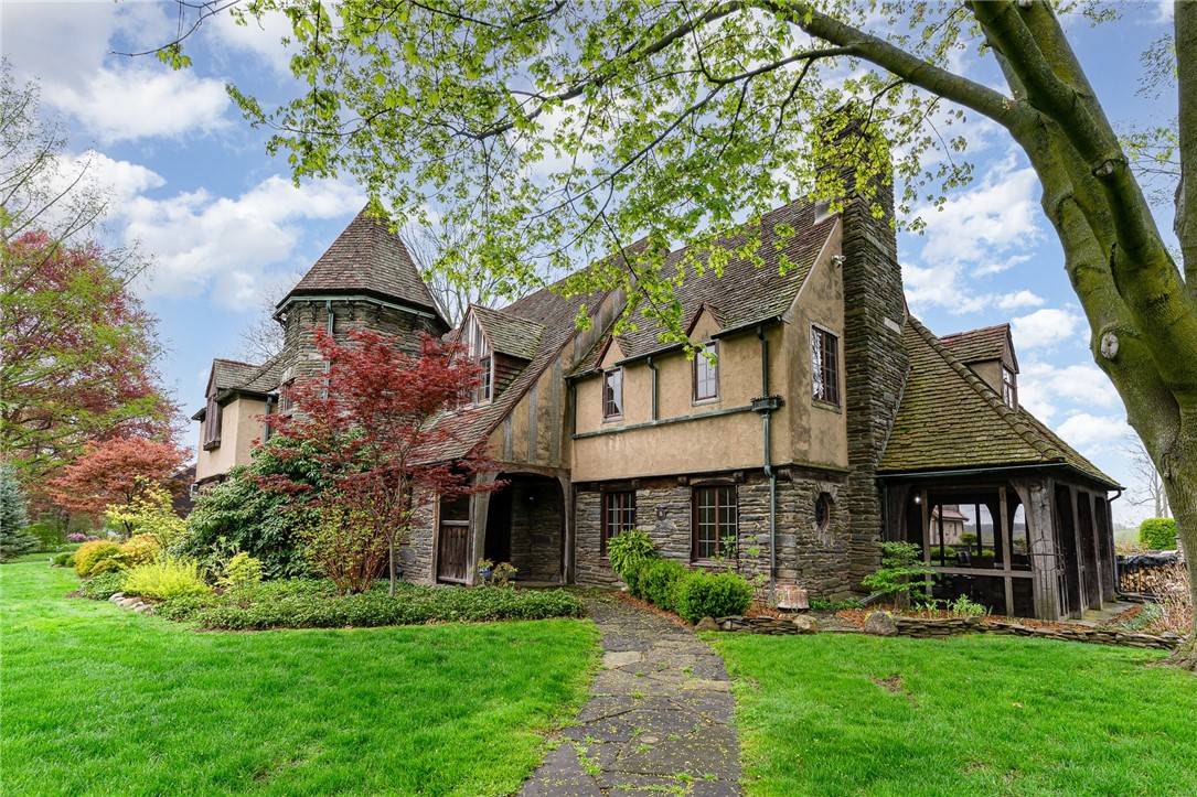 Pittsford, NY 14534,19 SUNSET Boulevard