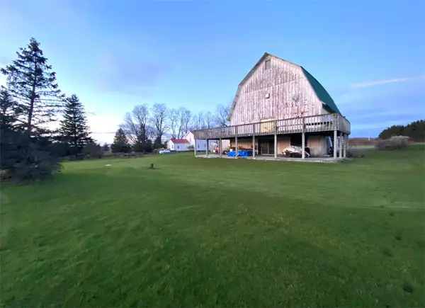 Dryden, NY 13053,426 Lake RD