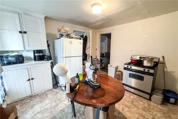 Rochester, NY 14605,32 Concord ST