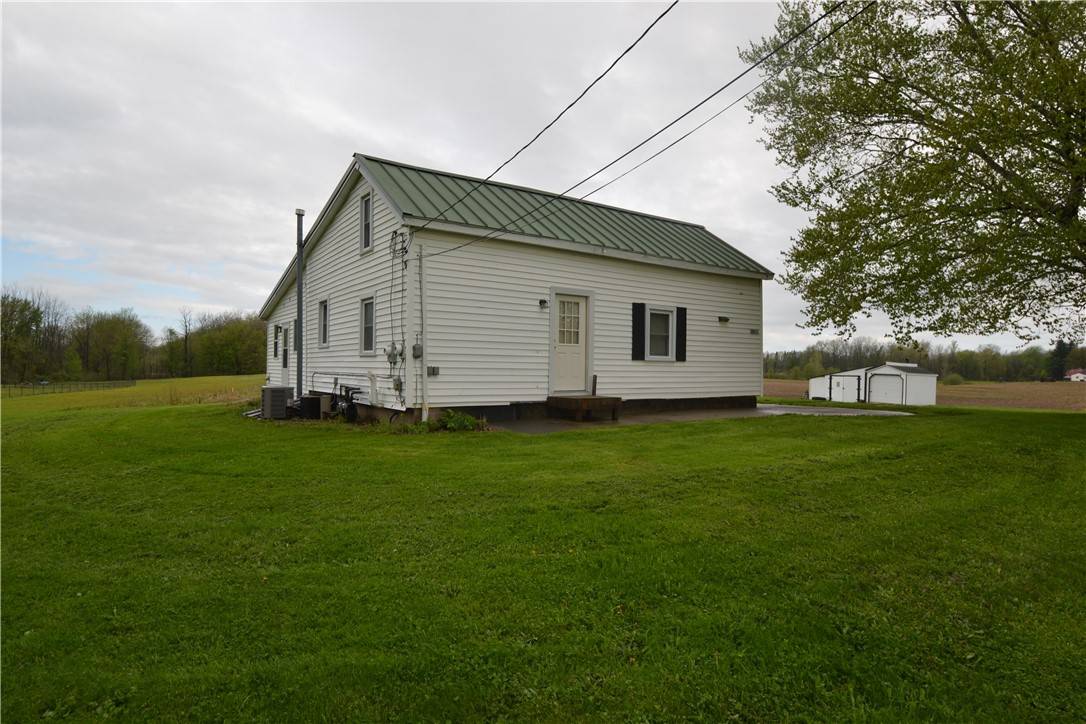 5267 Ontario Center RD, Walworth, NY 14568