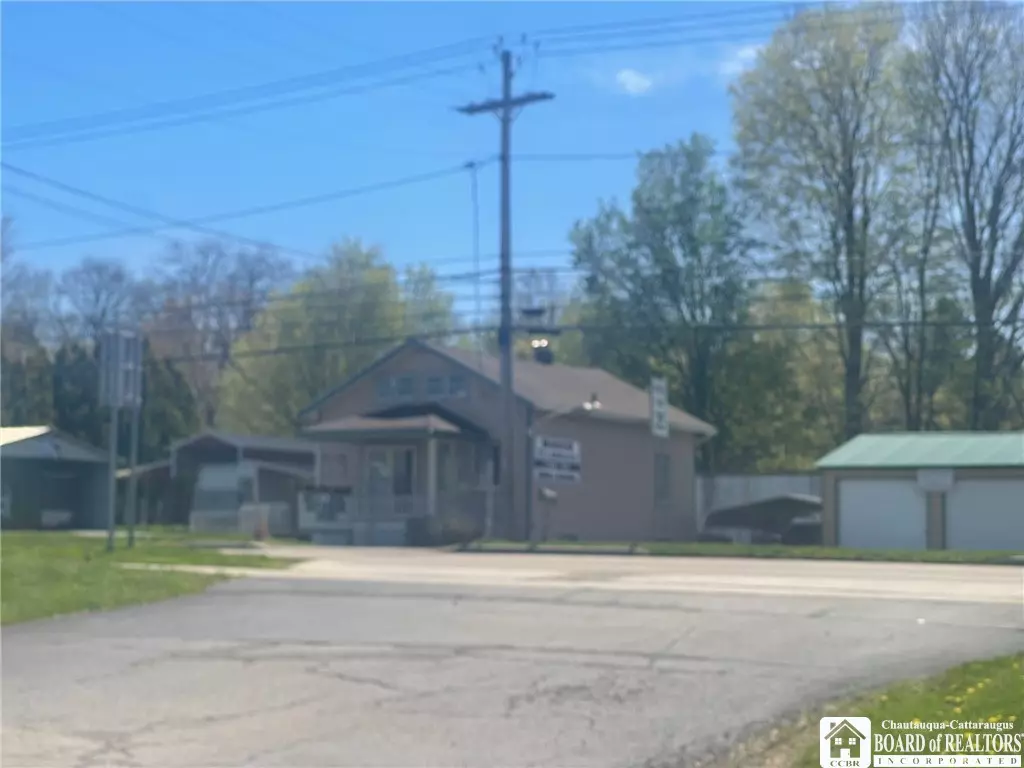 Lakewood, NY 14750,196 E Fairmount AVE
