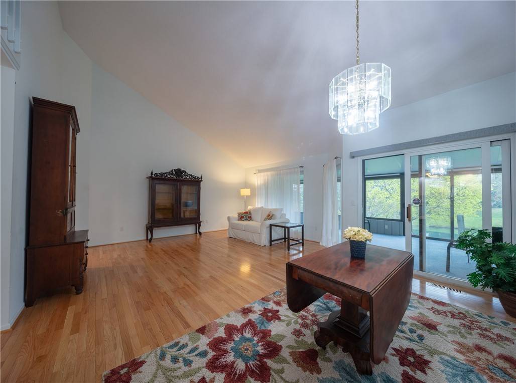 Rochester, NY 14625,19 Hill Creek RD