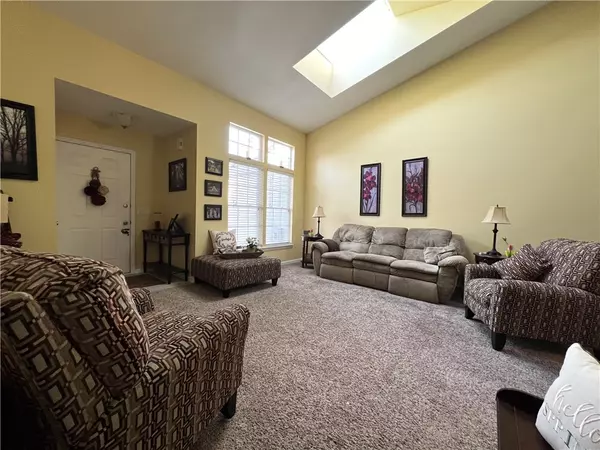 Rochester, NY 14626,84 Amberwood PL