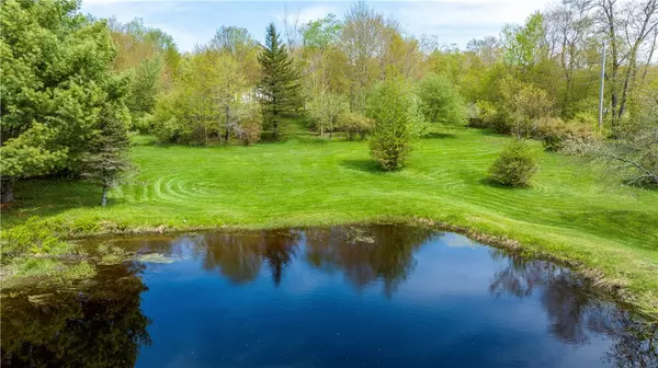 Mc Donough, NY 13801,431 Cross RD