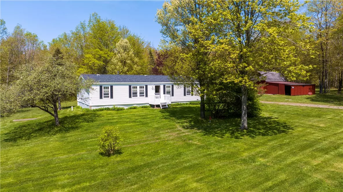 Mc Donough, NY 13801,431 Cross RD