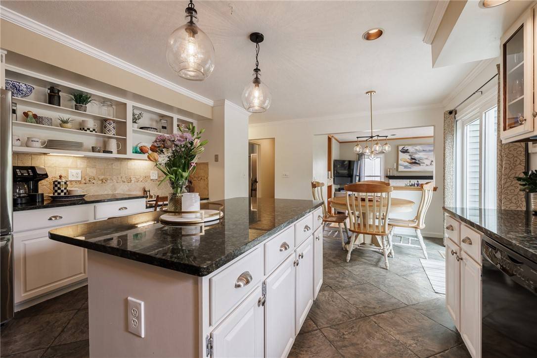 Fairport, NY 14450,15 Saint Andrews BLVD