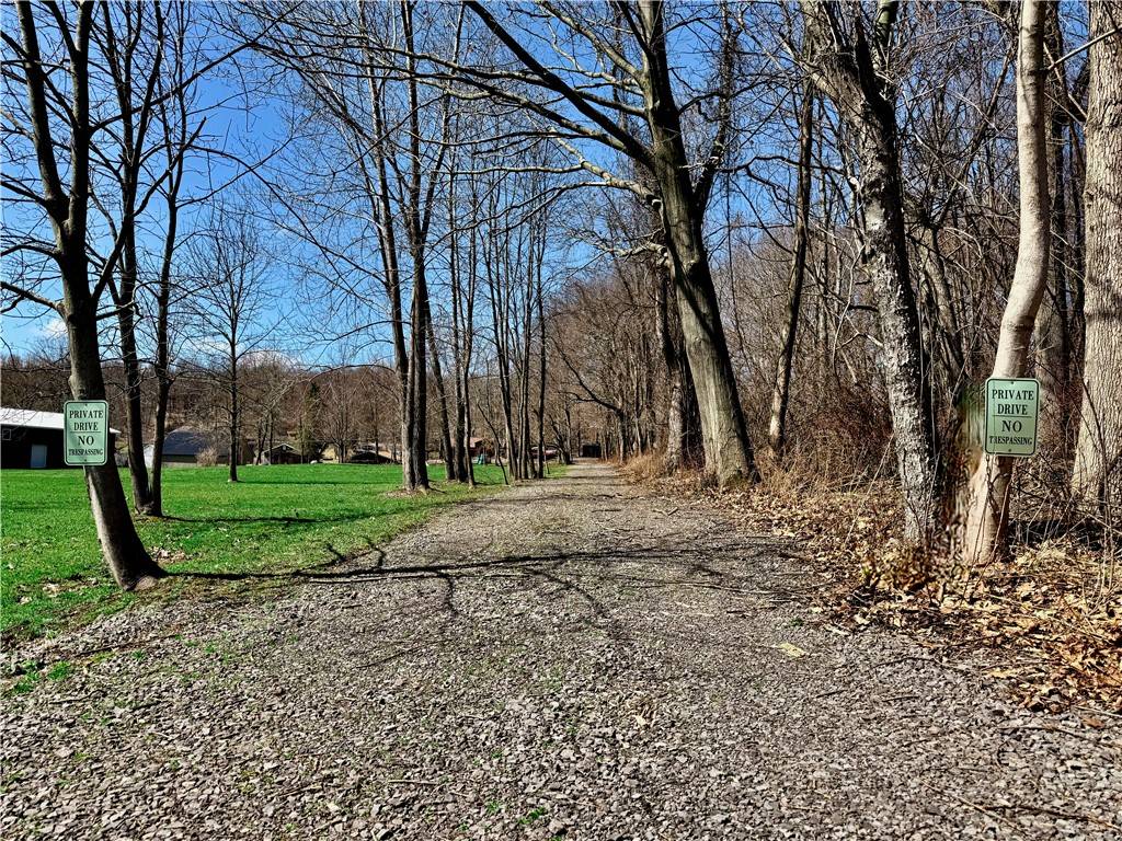 Wolcott, NY 14590,8119 Martin RD