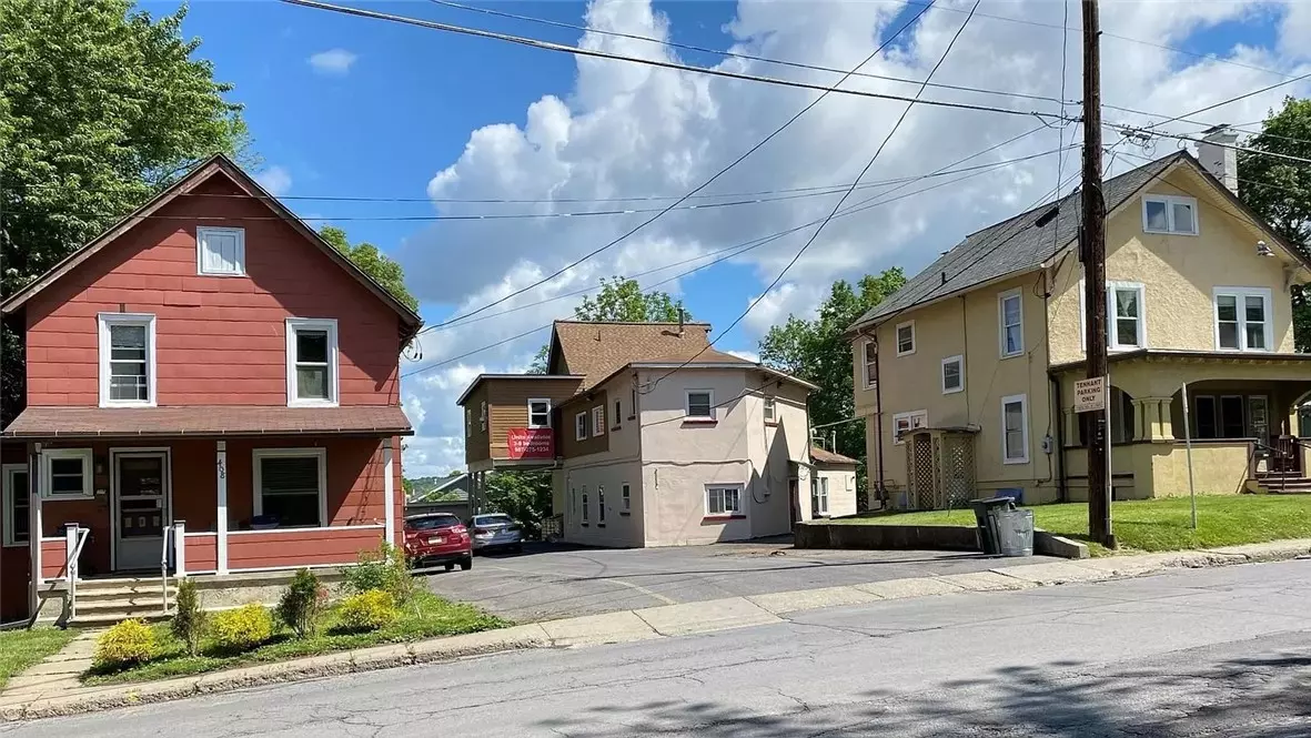 Ithaca, NY 14850,408-12 Hillview PL