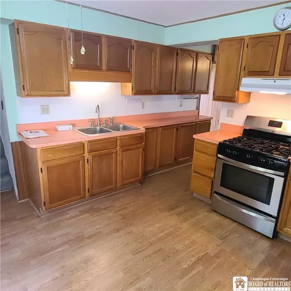 Jamestown, NY 14701,104 Brad ST