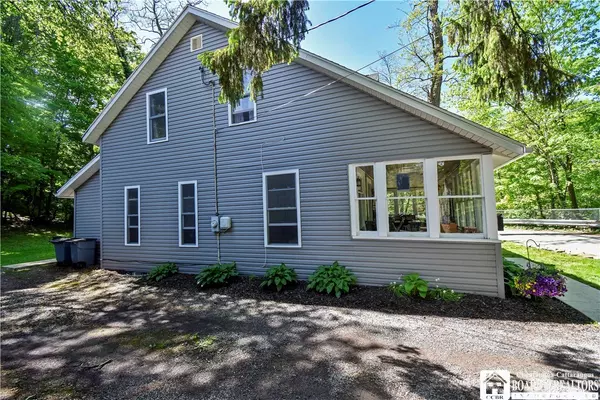 Westfield, NY 14787,8 Terrace ST