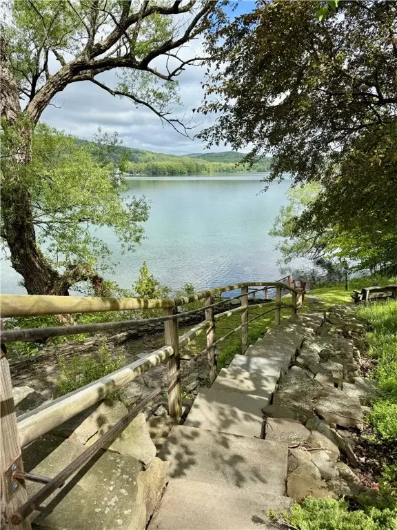 Cooperstown, NY 13326,63 Lakeview DR N