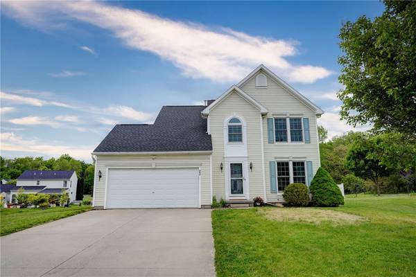 22 Butterfly LN, West Henrietta, NY 14586