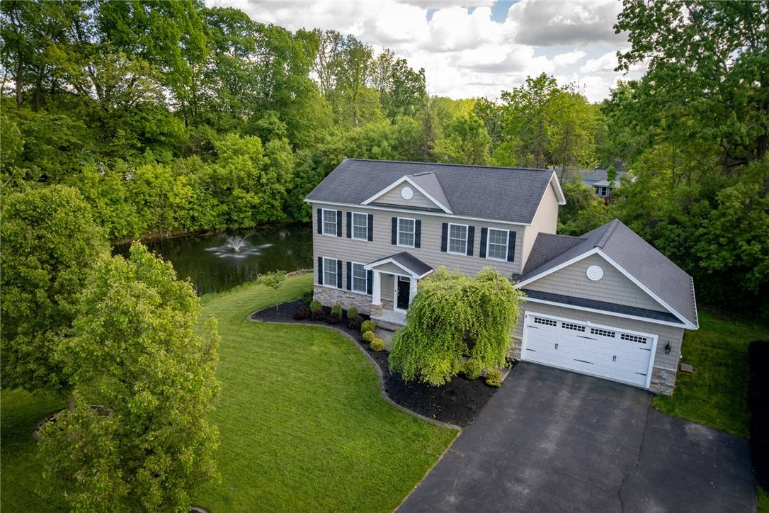 8 Kings WAY, Rochester, NY 14624