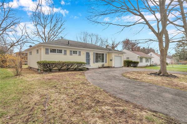 Rochester, NY 14620,266 Howland AVE