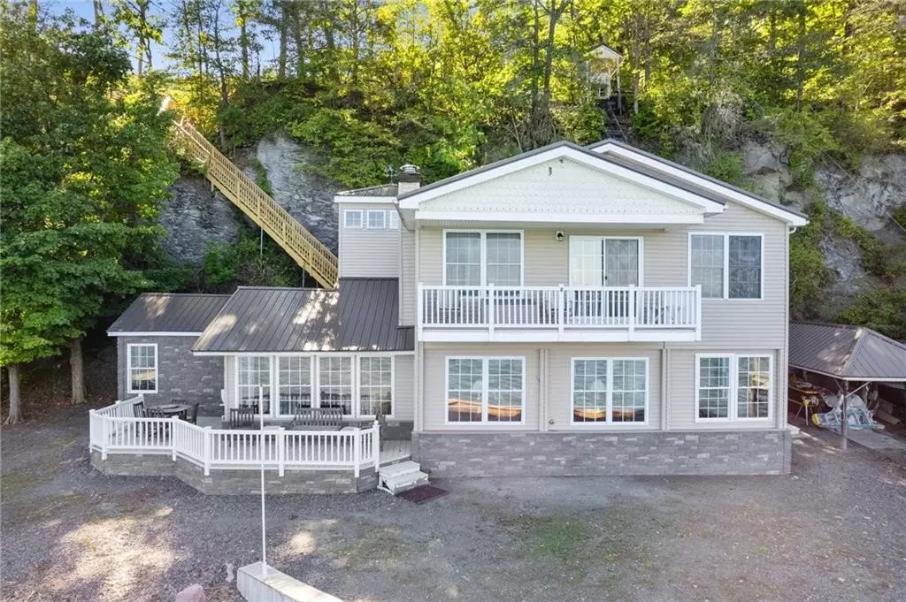 Ovid, NY 14521,7059 Wyers Point Beach RD