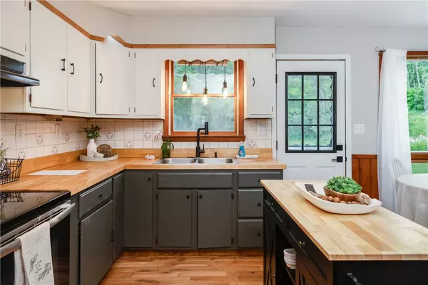 Van Etten, NY 14889,27 Langford ST