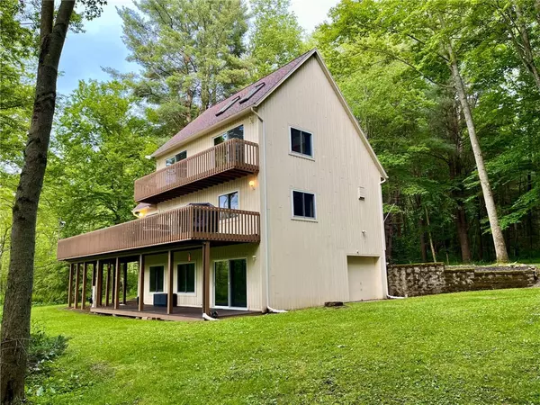 Port Byron, NY 13140,735 Howell RD