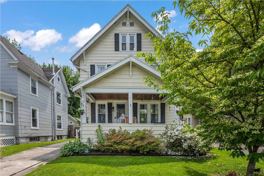 116 W Spruce ST, East Rochester, NY 14445