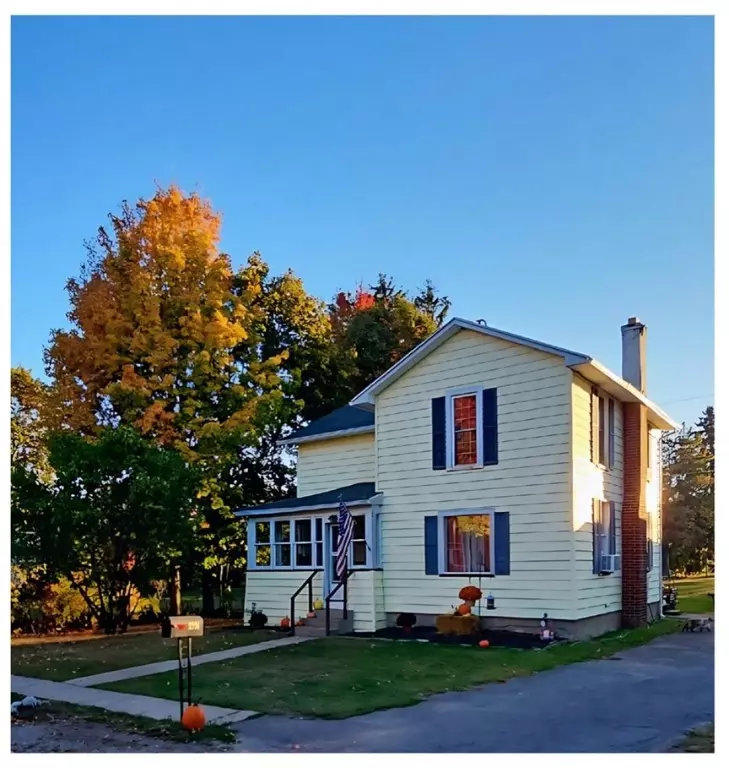 Dalton, NY 14836,9994 Oakland ST