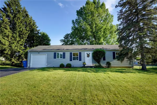 85 Campfire RD N, Henrietta, NY 14467