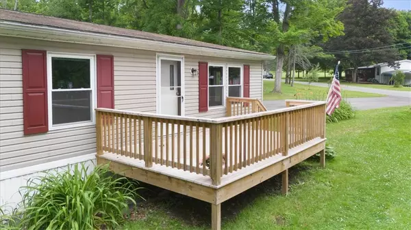 Honeoye, NY 14471,36 Ranch RD