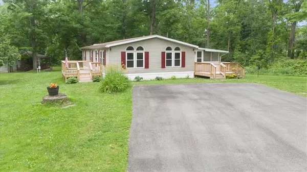 Honeoye, NY 14471,36 Ranch RD