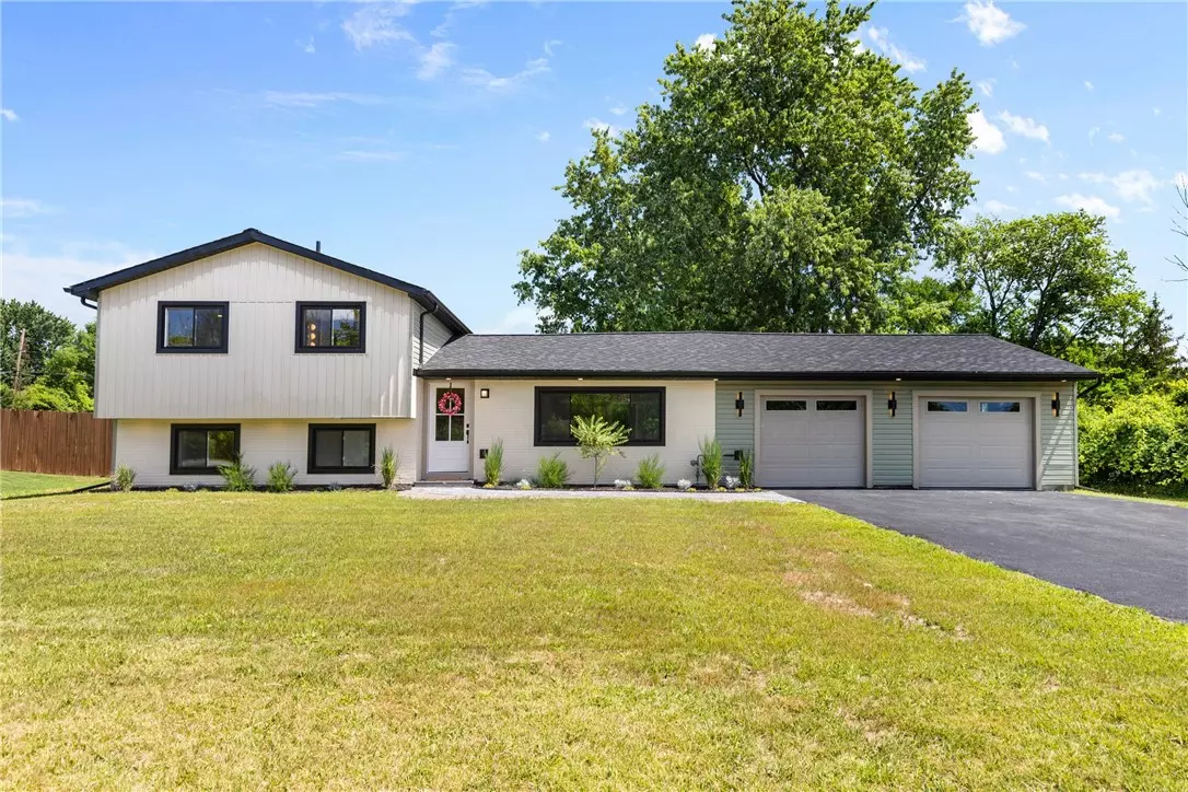 Rochester, NY 14623,76 Summer Sky DR