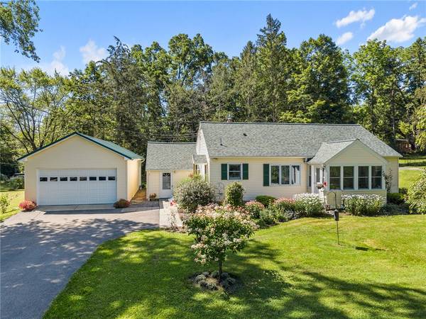 Trumansburg, NY 14886,33 Strowbridge ST