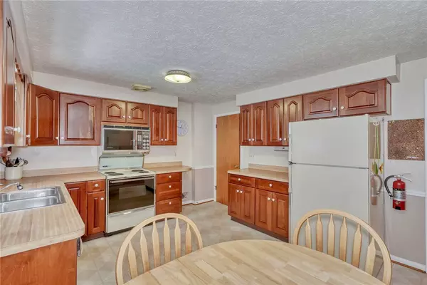 Webster, NY 14580,239 London RD