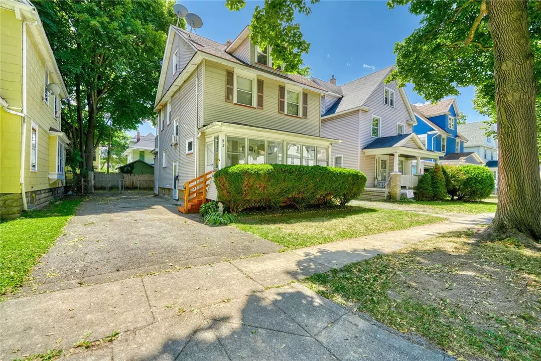 Rochester, NY 14621,83 Holbrooke ST