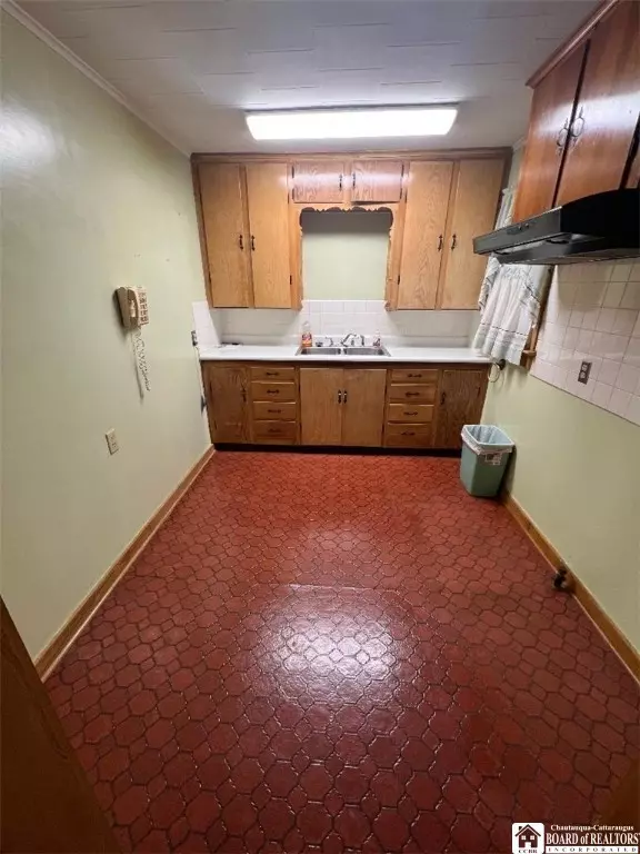 Dunkirk, NY 14048,142 Lake Shore DR W