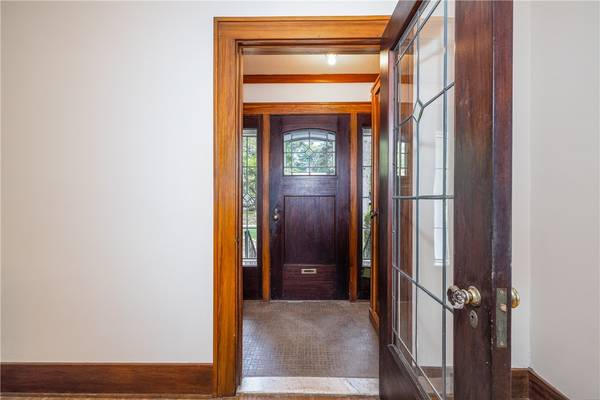 Rochester, NY 14618,136 Eastland AVE