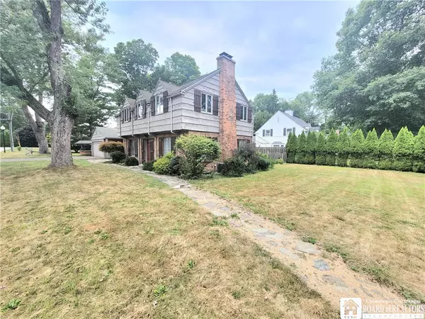 Jamestown, NY 14701,301 Arlington AVE