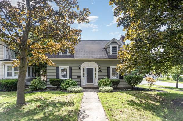 Rochester, NY 14617,121 Burwell RD