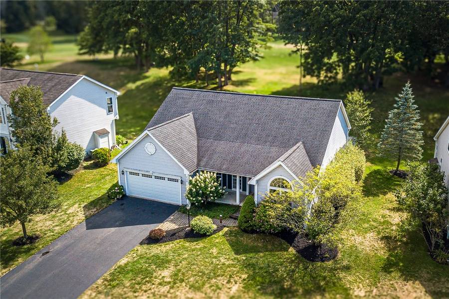 730 Rookery, Macedon, NY 14502