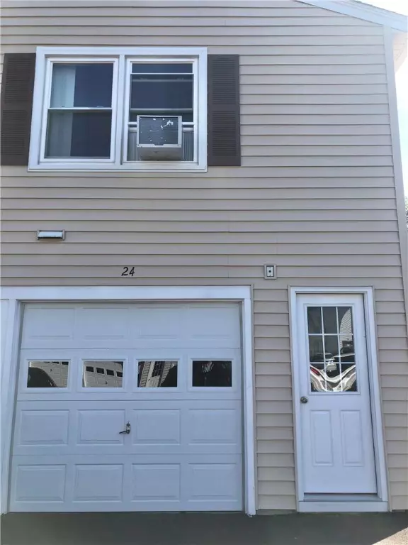 Fairport, NY 14450,24 Arrowhead N