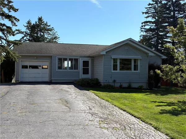 420 Fisher RD, Rochester, NY 14624