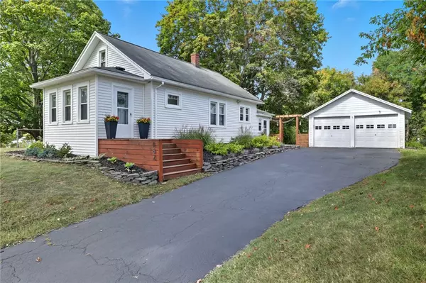 Rochester, NY 14624,162 Chestnut Ridge RD